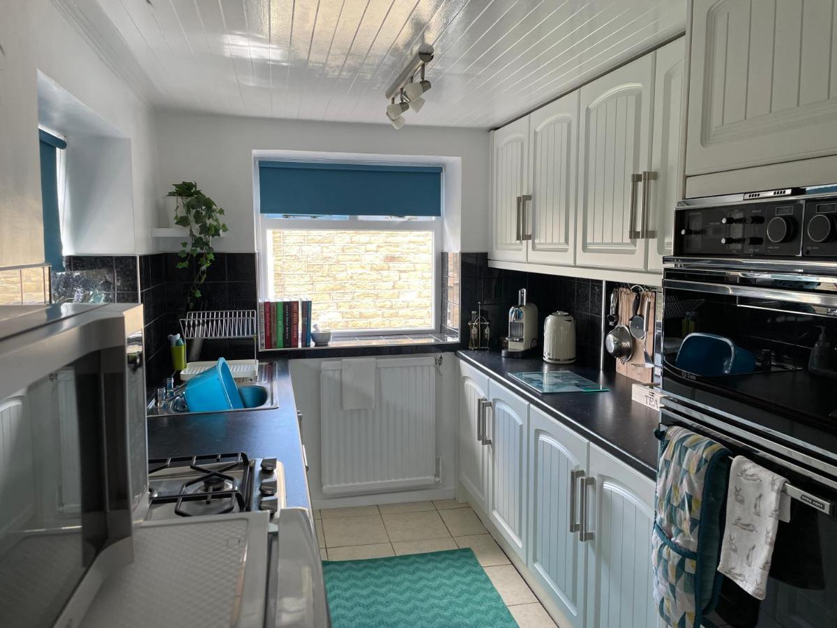 Cute And Cosy 2 Bed Cottage Honley ภายนอก รูปภาพ